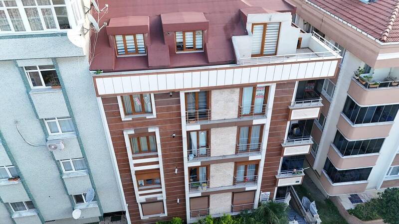 SONERBEY KONAĞI — Avcılar